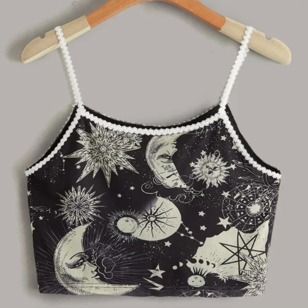 Sun & Moon Graphic Crop Cami NWT - Picture 2 of 4